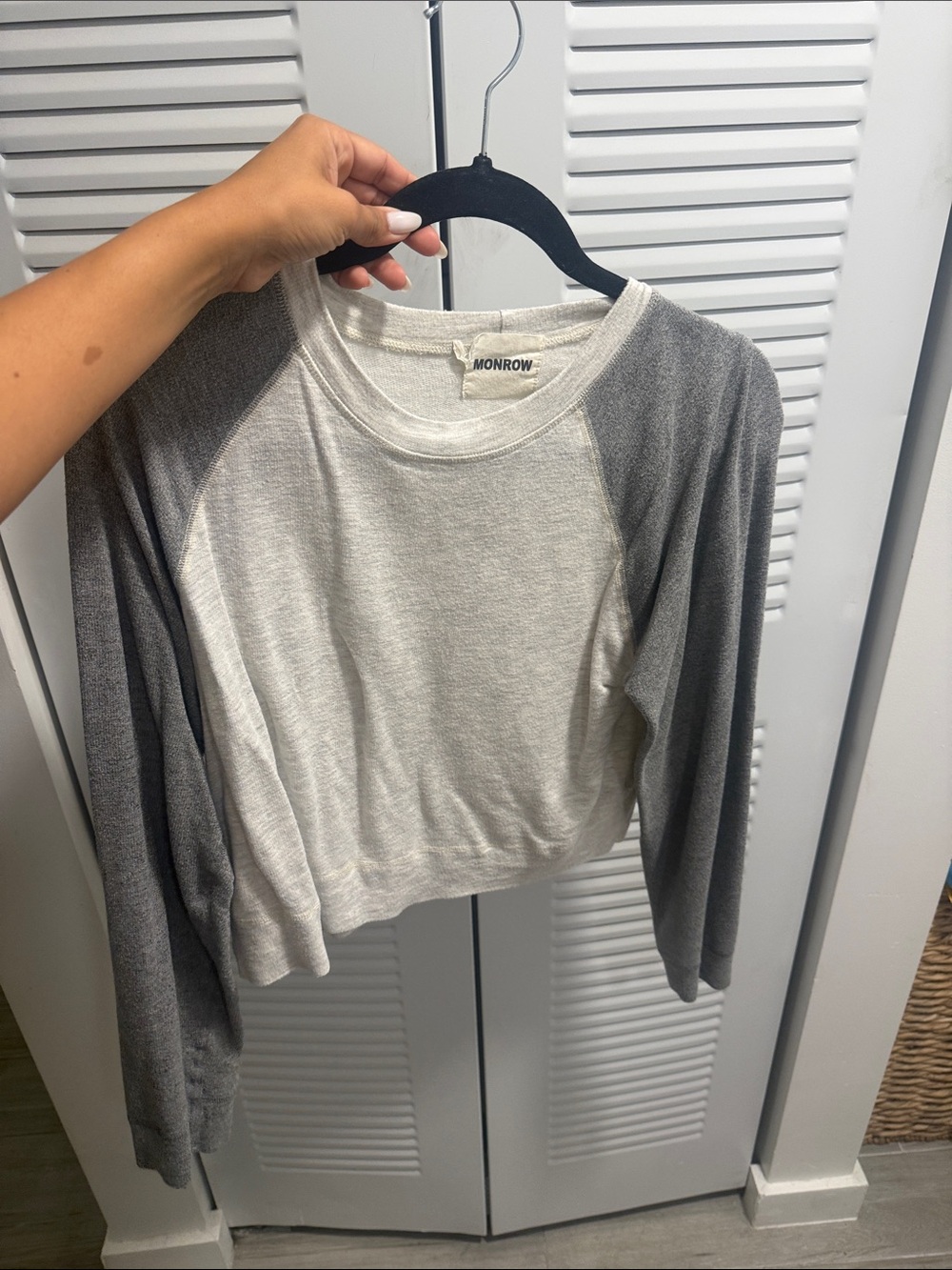 Monrow Cream Body with Gray Raglan Sleeve Sweatshirt